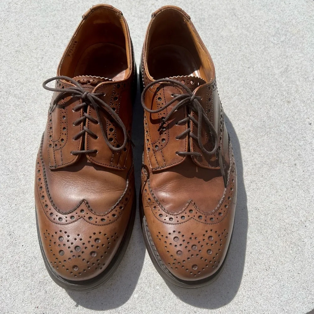 Tricker’s men’s Bourton wingtip brogue shoes - Picture 2 of 9